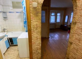 Продаю двухкомнатную квартиру, 43 м2, Ногинск, улица Советской Конституции, 31