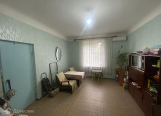 Продаю комнату, 40 м2, Краснодарский край, Черноморская улица, 2