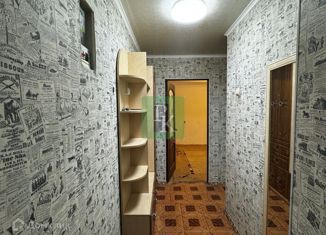 Продается двухкомнатная квартира, 54.5 м2, Крым, улица имени Мате Залки, 27