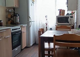 Продается 2-комнатная квартира, 49.3 м2, Белогорск, улица Скорикова, 24