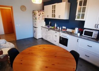 Продается трехкомнатная квартира, 94 м2, Ярославль, Реактивный проезд, 2А, район Сокол