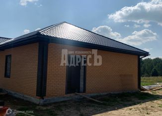 Продаю дом, 110 м2, деревня Уваровское, улица Победы