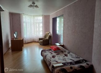 1-комнатная квартира на продажу, 49 м2, Екатеринбург, Кузнечная улица, 83, ЖК Бажовский