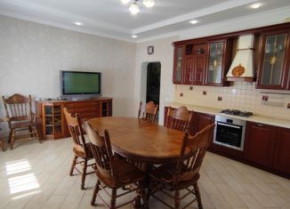 Продается дом, 225 м2, посёлок городского типа Знаменка, Заречная улица