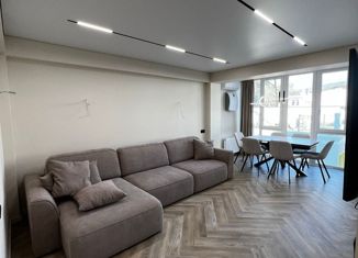 Продажа 4-комнатной квартиры, 95 м2, село Раздольное, Тепличная улица, 65к3