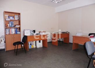 Продаю офис, 223.9 м2, Волгоград, Дзержинский район, улица Калеганова, 9