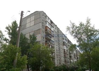 Продам 1-ком. квартиру, 33.2 м2, Нижний Новгород, улица Сергея Есенина, 31, метро Стрелка