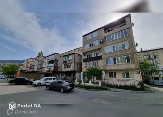 Продам 2-комнатную квартиру, 39.1 м2, Махачкала, улица Героев Дагестана, 14А