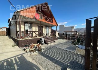 Продаю дом, 105.6 м2, Геленджик, микрорайон Персиковый сад, 381