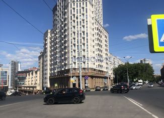 Продам 1-комнатную квартиру, 50.1 м2, Нижний Новгород, площадь Свободы, 7, площадь Свободы