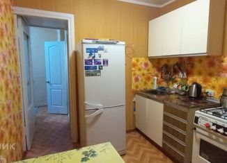 Продается 2-ком. квартира, 50 м2, Армянск, микрорайон имени Генерала Корявко, 17