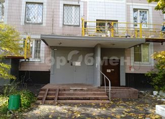 Комната на продажу, 45 м2, Москва, улица Маршала Катукова, 6к2, район Строгино