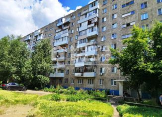 Продается трехкомнатная квартира, 56 м2, Омск, проспект Мира, 90, Советский округ