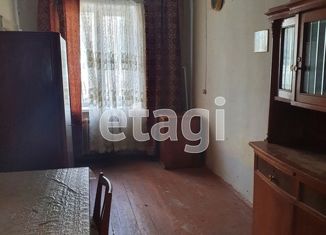 Продается трехкомнатная квартира, 76.6 м2, Озёрск, улица Трудящихся, 8