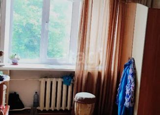 Продам трехкомнатную квартиру, 39.3 м2, Горно-Алтайск, Коммунистический проспект, 34