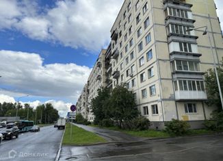 2-комнатная квартира на продажу, 51 м2, Санкт-Петербург, улица Ушинского, 31, Калининский район