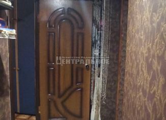 Продам 5-комнатную квартиру, 90 м2, Смоленск, улица Кутузова, 8