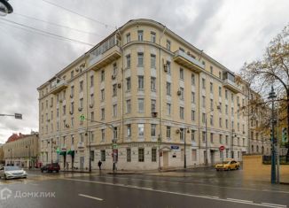 Трехкомнатная квартира в аренду, 85 м2, Москва, улица Остоженка, 40/1, улица Остоженка