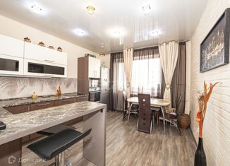 Продам 3-комнатную квартиру, 73 м2, Новосибирск, улица Михаила Немыткина, 8/1, улица Михаила Немыткина