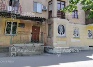 Продается 1-ком. квартира, 30.6 м2, Волгоград, улица Генерала Шумилова, 10, Кировский район