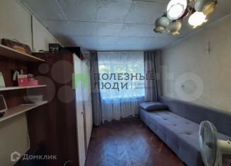 Продается 2-комнатная квартира, 29.3 м2, Ижевск, улица 40 лет ВЛКСМ, 55