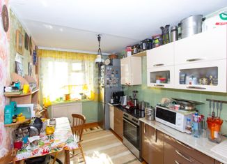 Продам 1-комнатную квартиру, 46 м2, Новосибирск, улица Титова, 1, метро Студенческая