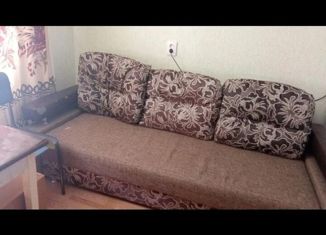 Сдаю комнату, 12 м2, Киров, улица Молодой Гвардии, 10