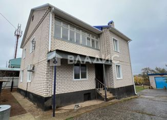Продам дом, 177 м2, Калмыкия, улица Б.К. Пашкова