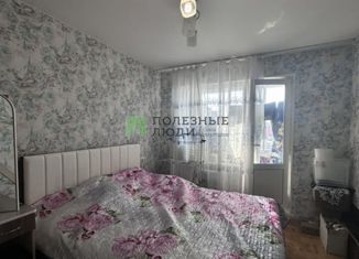 Продам 3-комнатную квартиру, 53 м2, Ижевск, Устиновский район, улица имени Барышникова, 9