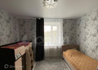 Продаю 2-ком. квартиру, 51 м2, Заводоуковск, Глазуновская улица, 7