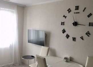 Продаю двухкомнатную квартиру, 67 м2, Новороссийск, улица Алексея Матвейкина, 4, ЖК Уютный