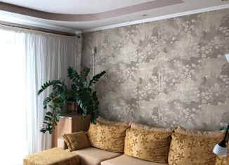 Продаю 4-ком. квартиру, 77 м2, Киселёвск, Утренняя улица, 6