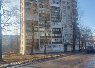 2-комнатная квартира на продажу, 48.1 м2, Санкт-Петербург, улица Беринга, 6, метро Приморская