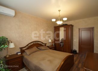 Продается 2-комнатная квартира, 63.5 м2, Екатеринбург, ЖК Рио, Хрустальногорская улица, 88