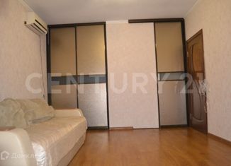 Продаю двухкомнатную квартиру, 50 м2, Краснодар, Апрельская улица, 51, Апрельская улица