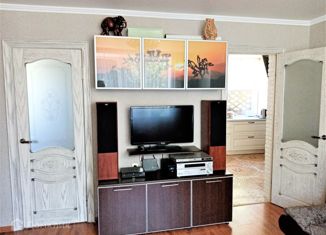 Продается 3-комнатная квартира, 60 м2, Темрюк, улица Степана Разина, 44