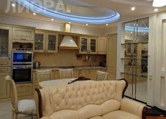 Сдам в аренду 3-ком. квартиру, 87 м2, Омск, улица Сазонова, 33