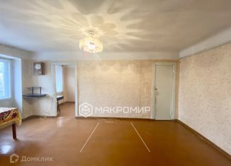 Продам двухкомнатную квартиру, 43.8 м2, Киров, улица Ленина, 6