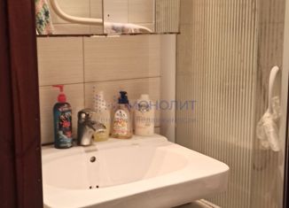 Трехкомнатная квартира на продажу, 62.03 м2, Нижний Новгород, улица Саврасова, 10, улица Саврасова