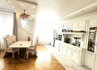 Четырехкомнатная квартира на продажу, 184 м2, Москва, Ленинский проспект, 106к1