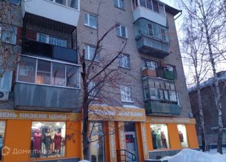 Продаю трехкомнатную квартиру, 57 м2, Екатеринбург, улица Малышева, 150, улица Малышева