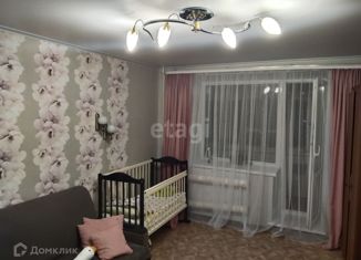 Продаю двухкомнатную квартиру, 50.7 м2, Камешково, улица Володарского, 4