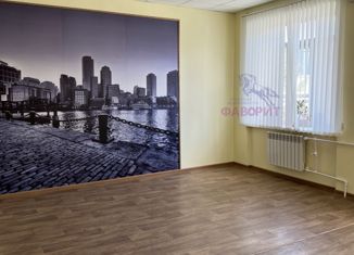 Продаю офис, 548.9 м2, Орск, улица Ленинского Комсомола, 36