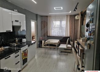 Продаю двухкомнатную квартиру, 67.5 м2, Краснодар, улица Цезаря Куникова, 24к1, ЖК Времена Года 3