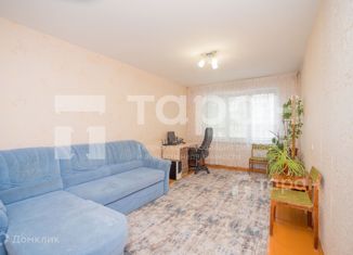 Продам 3-комнатную квартиру, 65.1 м2, Челябинская область, улица Братьев Кашириных, 118А