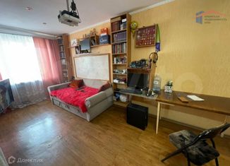 Продам 2-ком. квартиру, 18.1 м2, Евпатория, улица Чапаева, 1