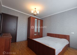 Трехкомнатная квартира на продажу, 73.5 м2, Смоленск, улица Нахимова, 16