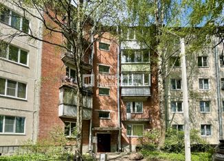 Продается трехкомнатная квартира, 74.2 м2, деревня Горбунки, деревня Горбунки, 14