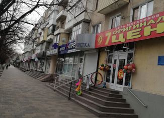 Продажа 2-комнатной квартиры, 36 м2, Черкесск, улица Ленина, 58Б