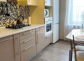 Продам 3-ком. квартиру, 60.1 м2, Горячий Ключ, улица Ленина, 179А